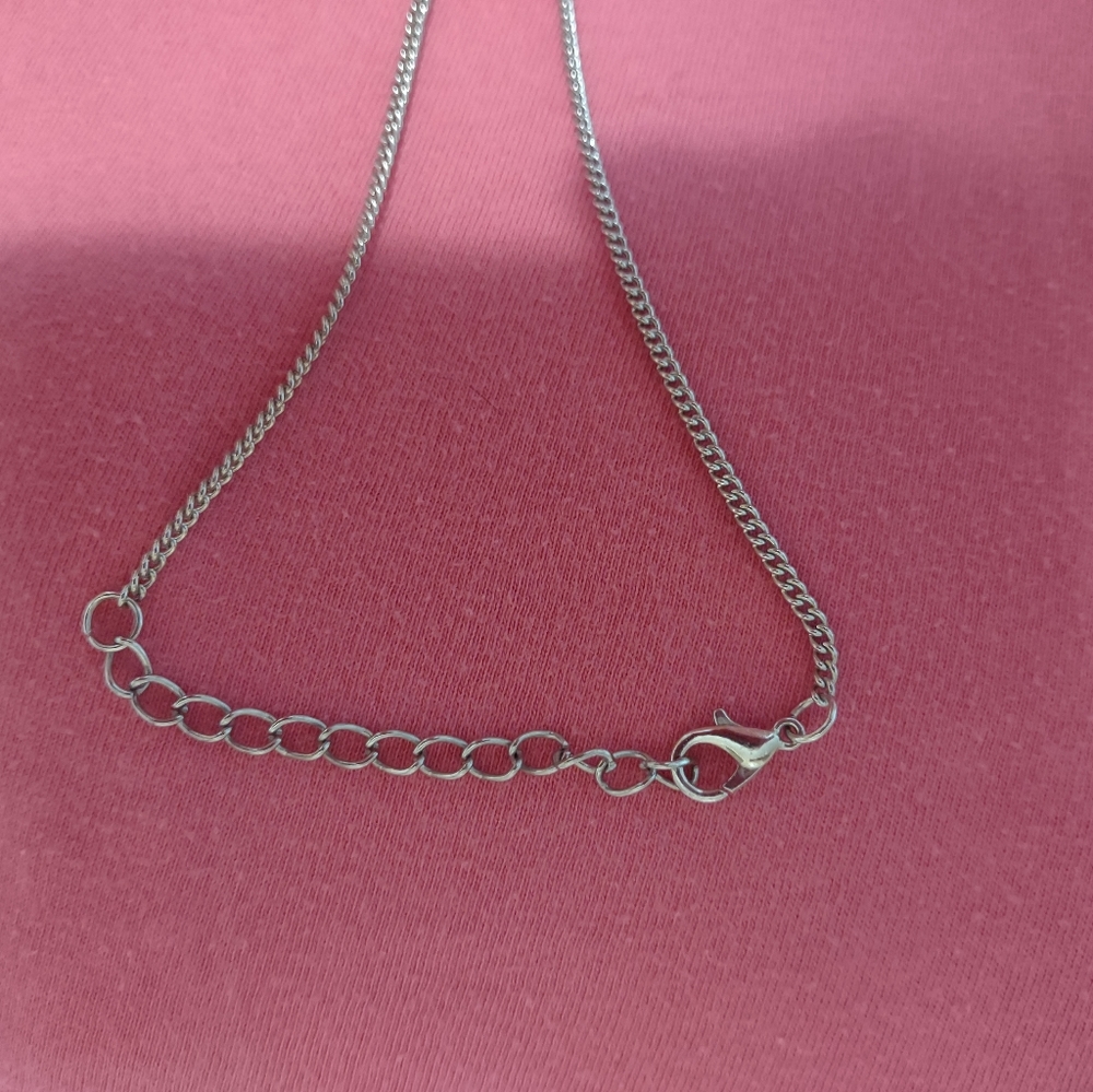 Necklace - Picture 5 of 5